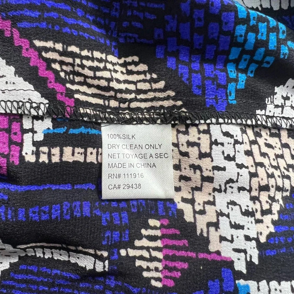 Yumi Kim Isi Geometric Smocked Button Front Printed Blouse Print Size US Medium - Picture 10 of 11